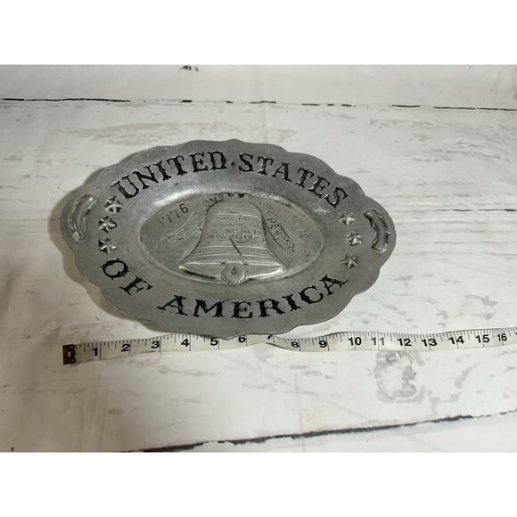 Vintage Pewter Platter United States of America Liberty Bell 1776-1976 - Picture 5 of 5
